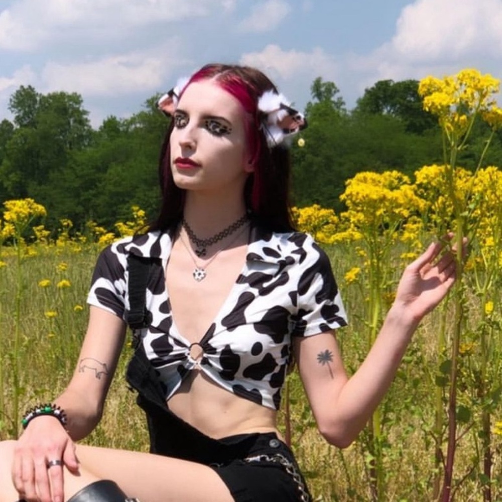Silky Cow Print Oring Croptop